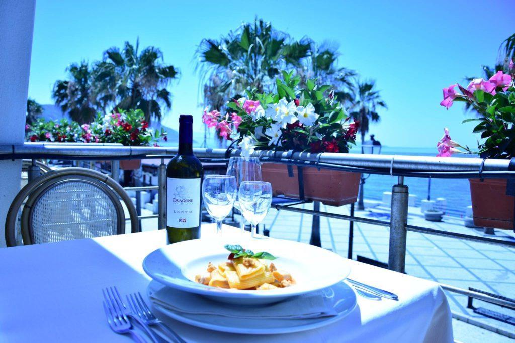 Grand Hotel Victoria Bagnara Calabra Exterior foto