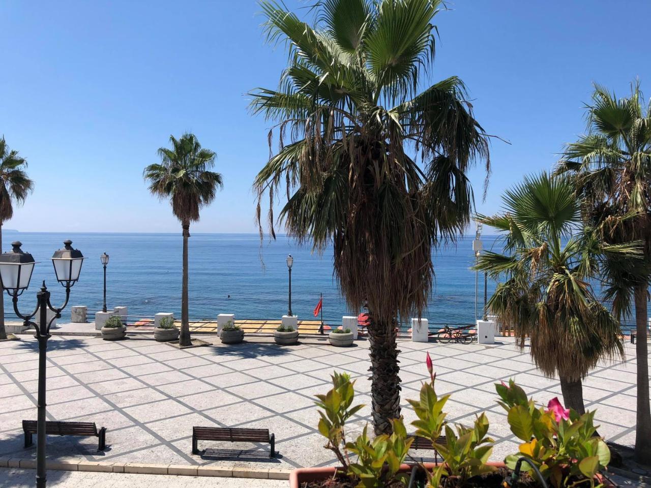 Grand Hotel Victoria Bagnara Calabra Exterior foto